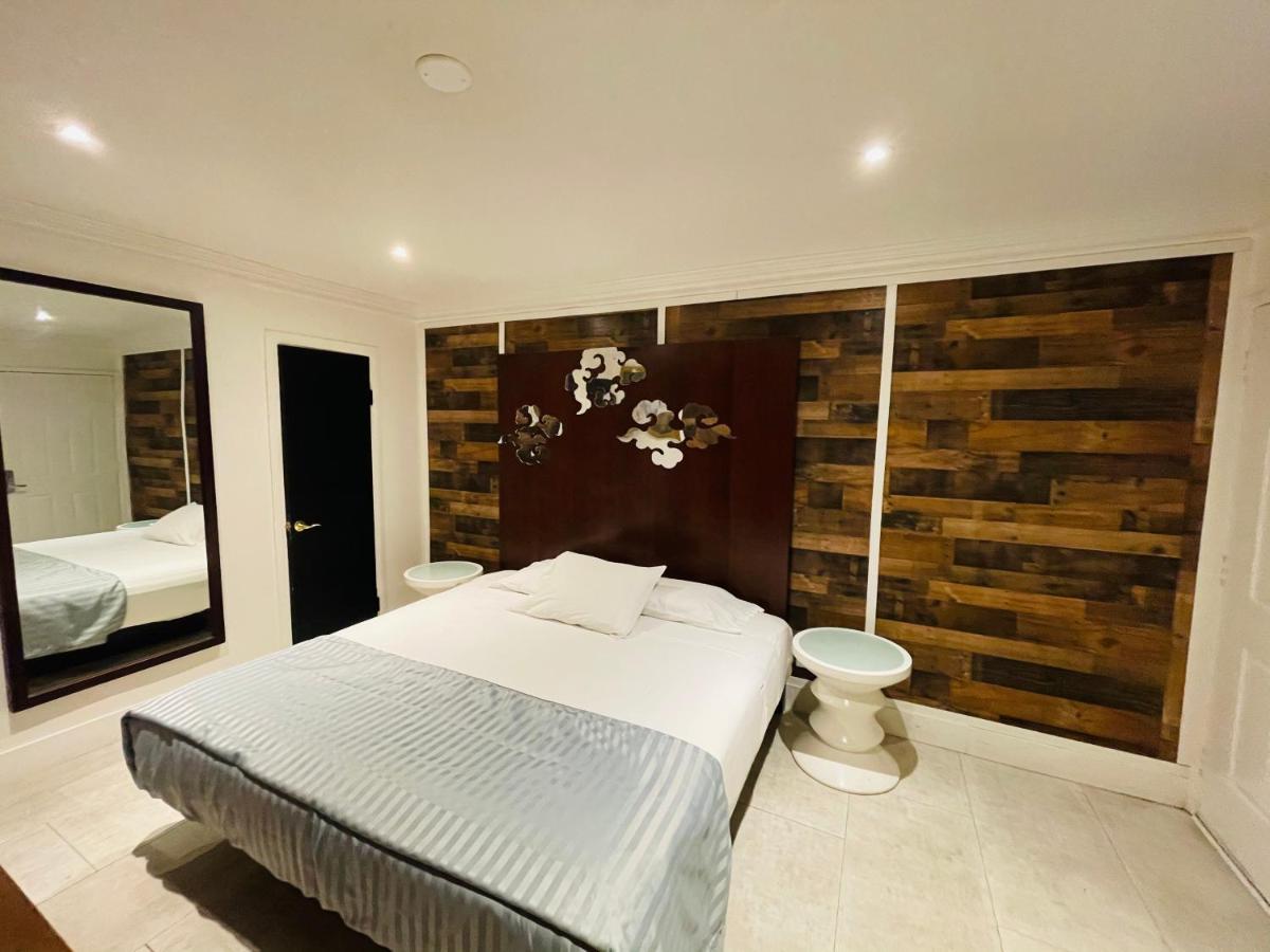 Casa Blanca Inn & Suites Віттіер Екстер'єр фото