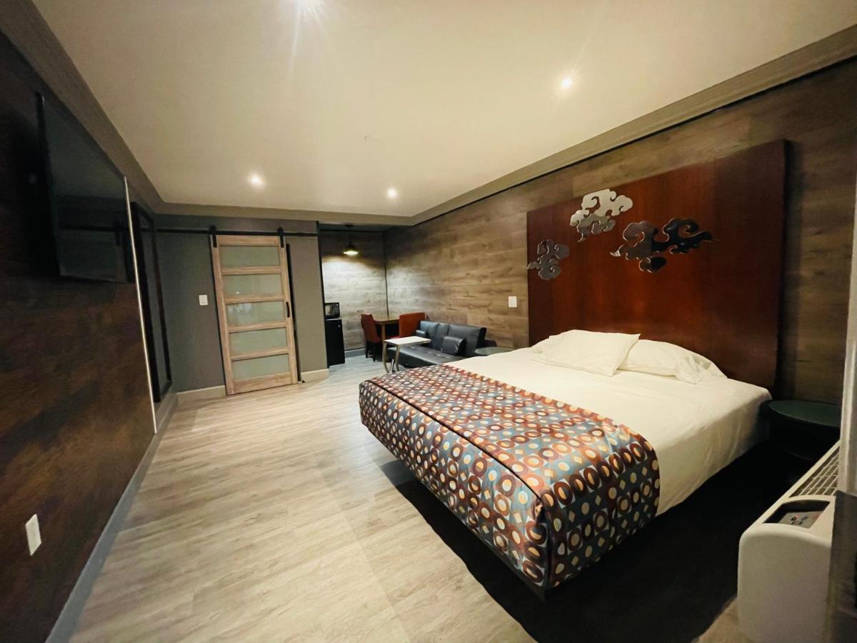 Casa Blanca Inn & Suites Віттіер Екстер'єр фото