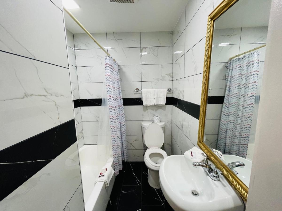 Casa Blanca Inn & Suites Віттіер Екстер'єр фото