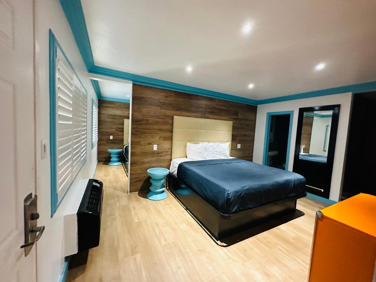 Casa Blanca Inn & Suites Віттіер Екстер'єр фото