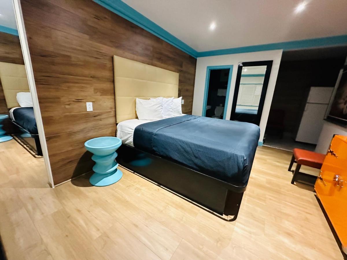 Casa Blanca Inn & Suites Віттіер Екстер'єр фото