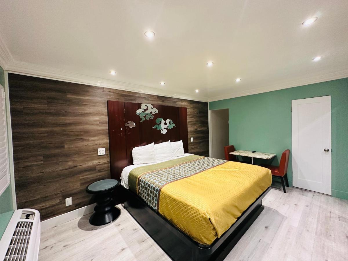 Casa Blanca Inn & Suites Віттіер Екстер'єр фото